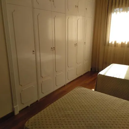 Una Casa Con Bosque De Robles * Bergondo